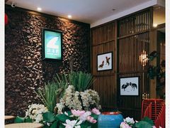 等位区-润泽园椰子鸡(汇一城店)