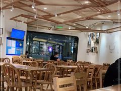 大堂-小满手工粉(上海品尊国际店)