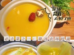 -澳门街美食城(世界城光谷步行街店)