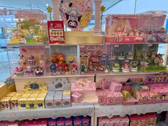 -名创优品(万达广场河东店)