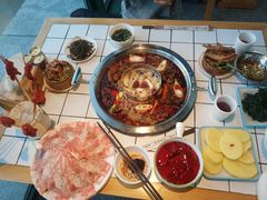 -瓜西西重庆火锅(花溪店)
