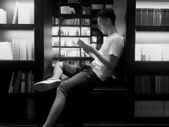 -钟书阁(松江泰晤士小镇店)