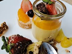 -亮马河饭店翠雅咖啡厅