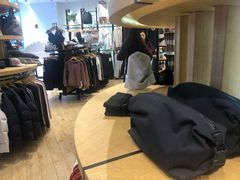 -lululemon(上海浦东IFC店)