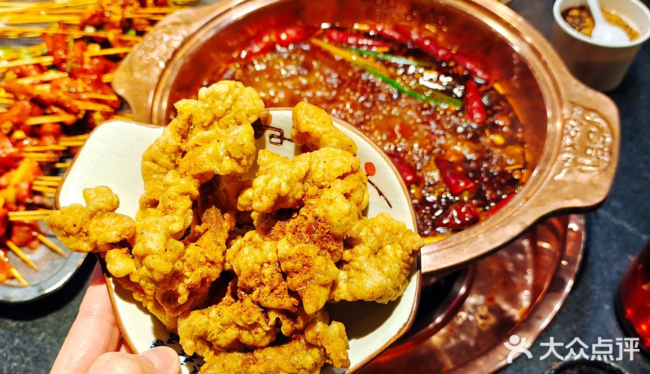 天冷来吃点热和的❗麻辣鲜香火锅串串太好吃了[惊叹]