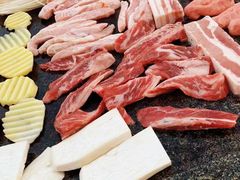 -小黑猪石板烤肉(皇冠花园店)