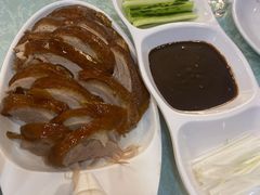 -六和聚传统烤鸭.天津菜(和平店)