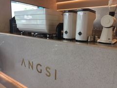 -皇庭广场-地下停车场