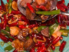 -曼听小寨海鲜烧烤·大连辣炒大王(盖州街店)