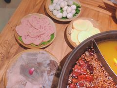 -白乐天毛肚火锅馆(解放碑店)