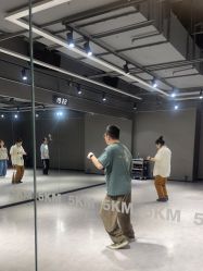 -5KM舞蹈街舞工作室