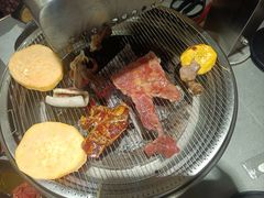 -啊美丽炭火烤肉(滑翔一店)