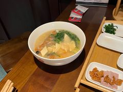 -建新园过桥米线(老街店)