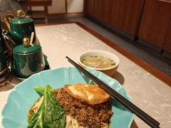 -松鹤面馆·古法焖肉面(观前店)