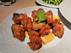 -穹六人间 people 6(岳阳路店)
