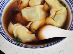半菜半肉-古徽州馄饨店(宝安路店)