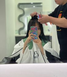 -AYO SALON