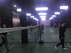 -尤尼克斯羽毛球主题馆