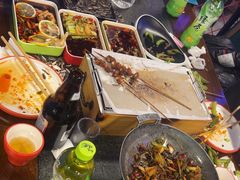 -路边边.炒菜烧烤.音乐餐厅(良乡长虹店)