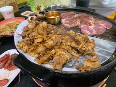 招牌酸菜猪五花肉-北京小炮儿炙子烤肉·铜锅涮肉(珠江路店)