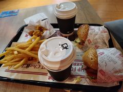-The Habit Burger Grill 哈比特汉堡(复兴soho店)