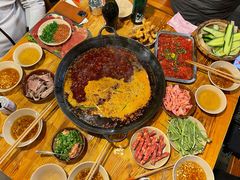 -岗上渣渣老火锅(两路口店)