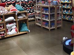 -名创优品(天河区正佳广场二店)