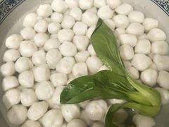 自制鱼丸-百味地锅鸡(二店·财校分店)