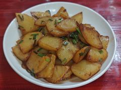 -芦茨金富饭庄·25年老字号·专做稻草鸡
