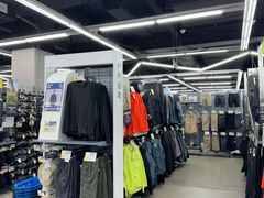-迪卡侬(徐泾店)