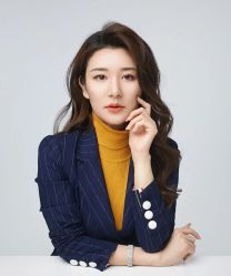 -小乐化妆美甲半永久培训学校