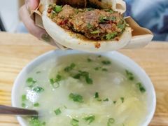 -嘉州叶婆婆钵钵鸡(建设路店)