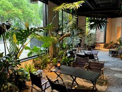 -J Create城市露营咖啡·简餐·宠物(上海动物园店)