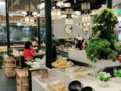 -洪氏嗨捞·猪肚鸡火锅(阳光天地店)