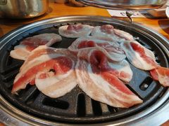 -唯成•韩国炭火烤肉 유성고기