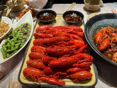 -肥肥虾庄·金牌油焖大虾(东湖欢乐谷店)