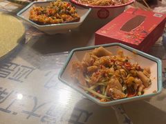 -顶峰夜宴·龙虾烧烤大排档(九江学院店)