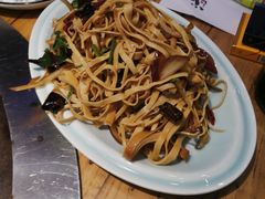 -山河屯铁锅炖(哈西站店)