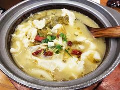 -周鱼小馆石锅酸菜鱼(活力汇店)