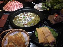 -周渝食惦酸菜鱼(青浦店)