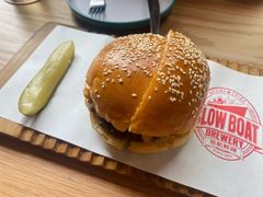 薯条汉堡-悠航SLOWBOAT(三里屯店)