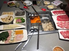 -海底捞火锅(奥体南路店)