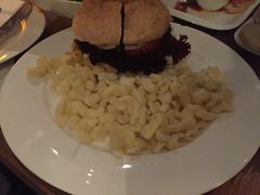 Geneva-Geneva日内瓦餐厅(西郊宝成花苑店)