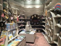 -钟书阁(群光广场店)