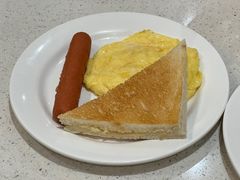 -香港新发烧腊茶餐厅(水围店)