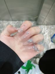 -UGIRL有个美甲