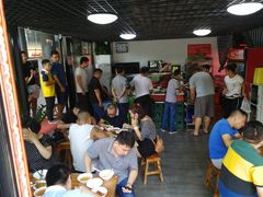 大堂-帅帅药膳把子肉(小吃城店)