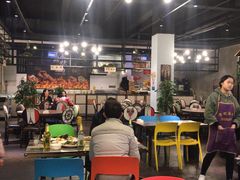 大堂-方记海鲜大排档(乐山形象店)