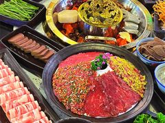 -炙爱鮮貨火锅(中东砂之船店)