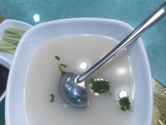 -六和聚传统烤鸭.天津菜(和平店)